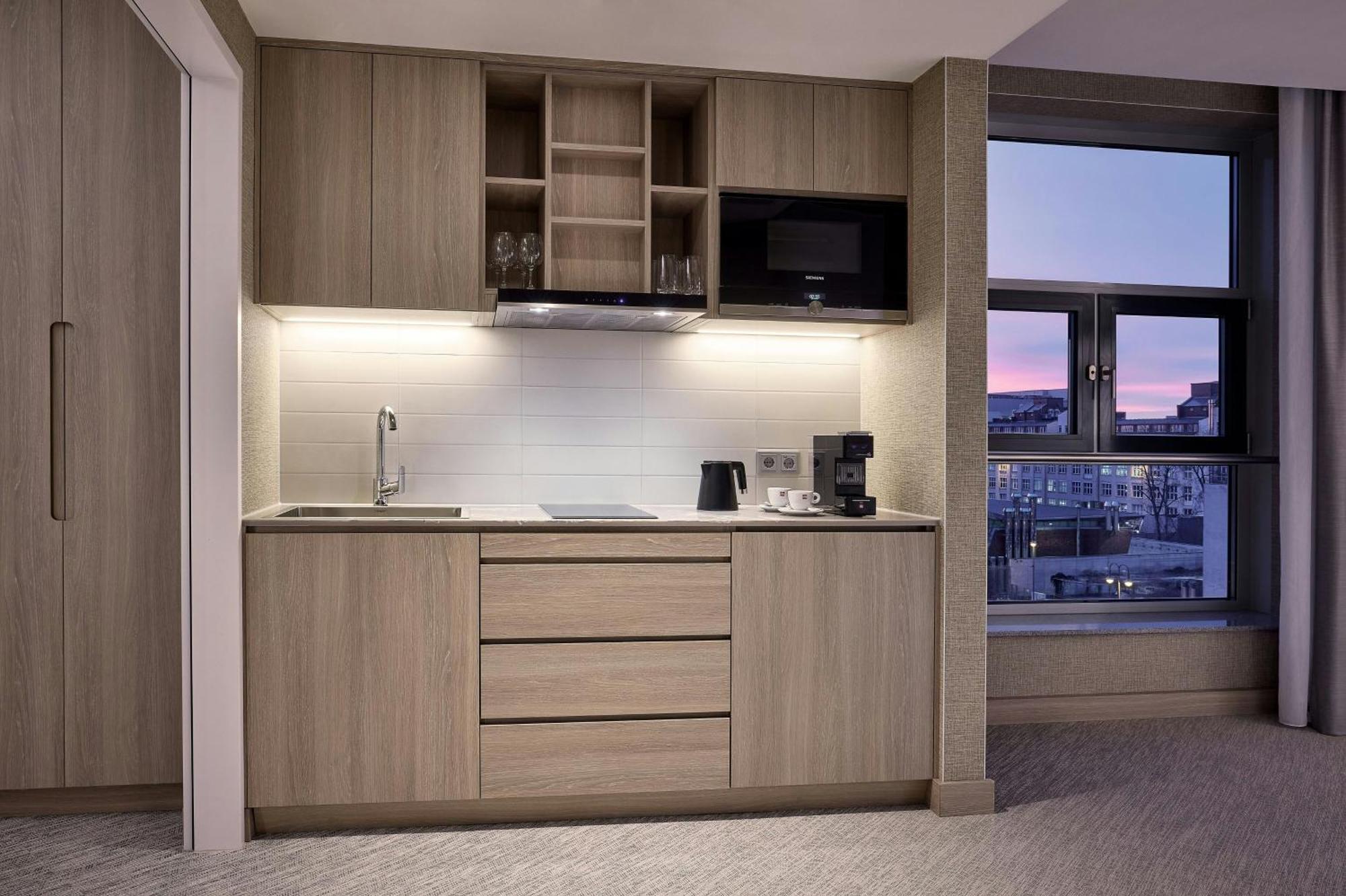 One-Bedroom Apartment King Sofa Bed